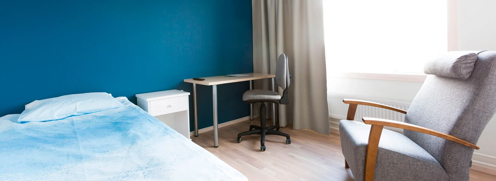Hotellihuone, näköala lammelle
