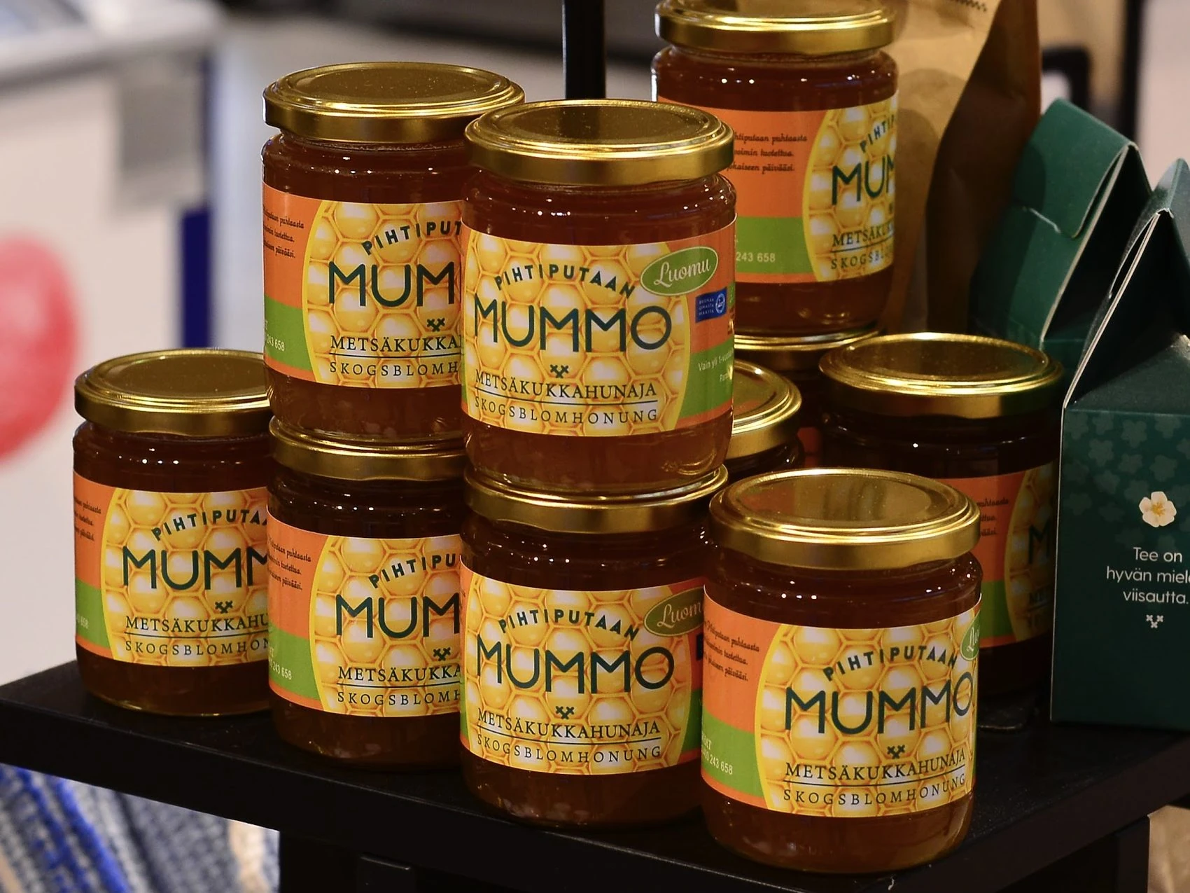 Pihtiputaan Mummo -tuotteita